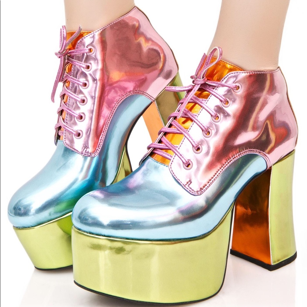 Dolls kill Playhause Platforms